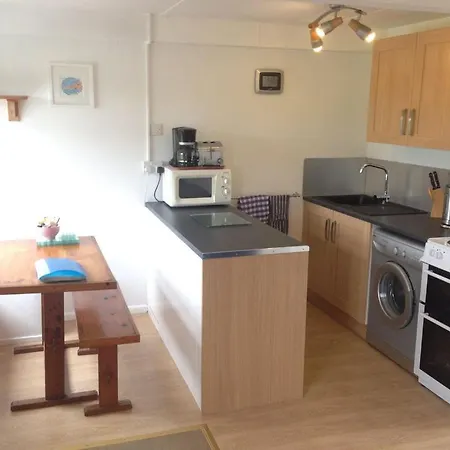 Cosy Cornish With Rural Views Apartment *